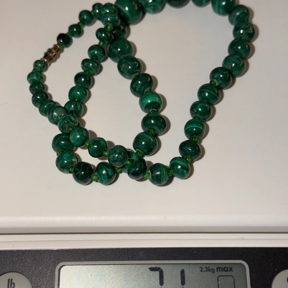 Vintage Genuine Malachite Necklace Graduated Beads Glass Spacers 70 Grams Green - Picture 2 of 4